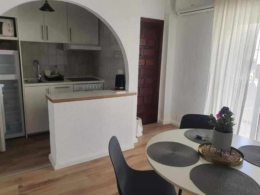 Costa Blanca Family Apartments One Bedroom Apartment Torrevieja Dış mekan fotoğraf